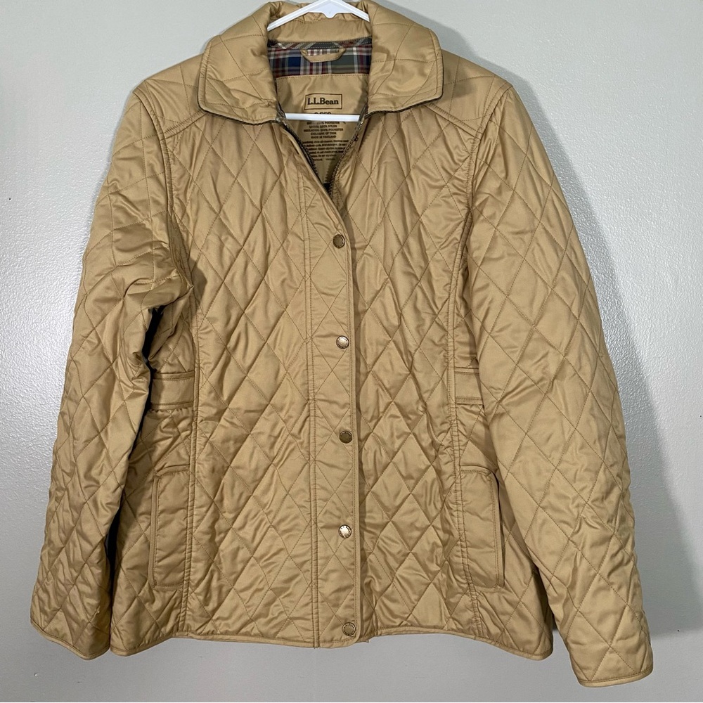 L.L.‎ Bean Women's Tan Quilted Jacket women’s size small corduroy trim outdoor
